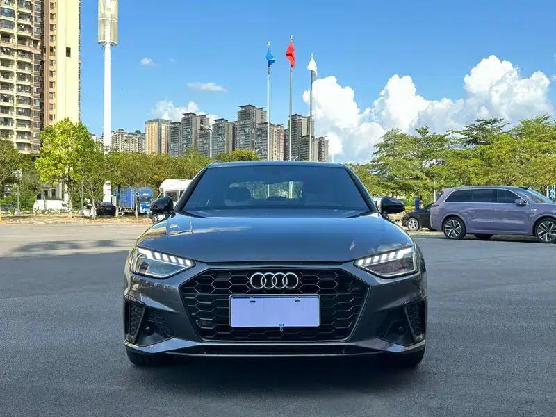 Audi A4L 2025 2 Million Unit Enjoyment Edition 40 TFSI Luxury Dynamic Model — миниатюра 2