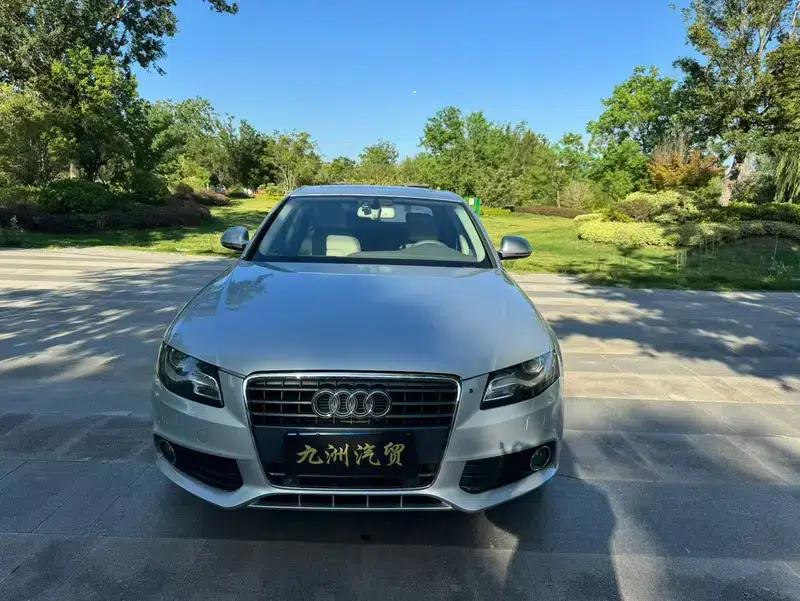 Audi A4L 2010 2.0 TFSI Technology Edition — миниатюра 2