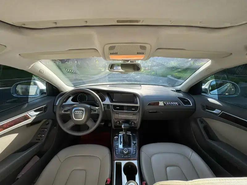 Audi A4L 2010 2.0 TFSI Technology Edition — миниатюра 7