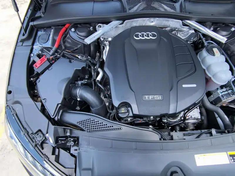 Audi A4L 2020 40 TFSI Fashion Dynamic Edition — миниатюра 12