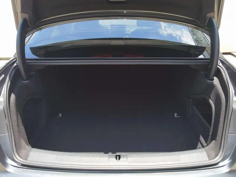 Audi A4L 2020 40 TFSI Fashion Dynamic Edition — миниатюра 28