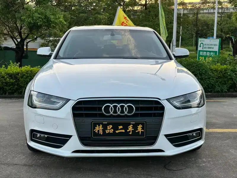 Audi A4L 2013 35 TFSI Automatic Standard Edition — миниатюра 2