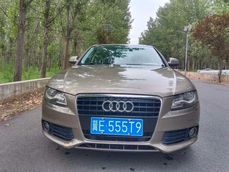 Audi A4L 2012 2.0 TFSI Automatic Technology Edition — миниатюра 2