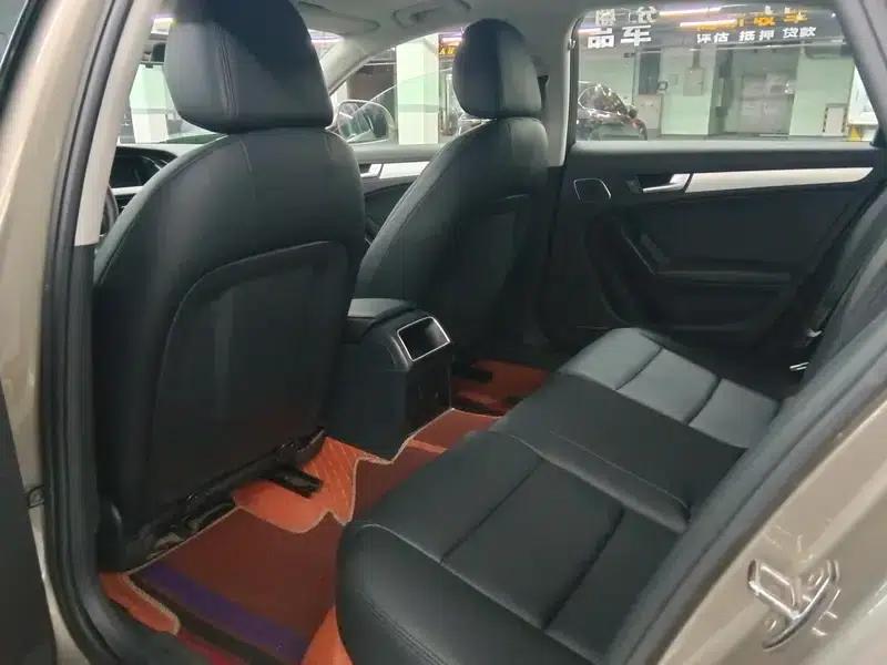 Audi A4L 2012 2.0 TFSI Automatic Technology Edition — миниатюра 10