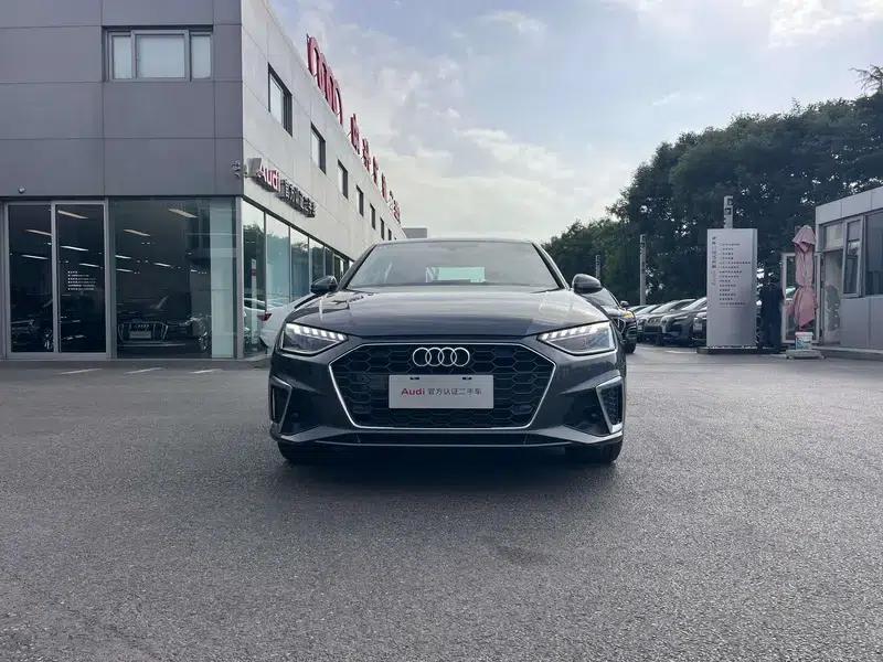Audi A4L 2024 40 TFSI Fashion Dynamic Edition — миниатюра 2
