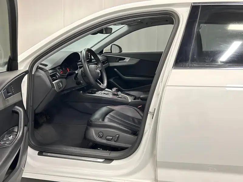 Audi A4L 2019 40 TFSI Progressive (China VI Emission Standard) — миниатюра 17