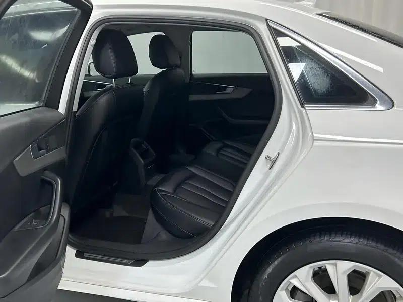 Audi A4L 2019 40 TFSI Progressive (China VI Emission Standard) — миниатюра 18