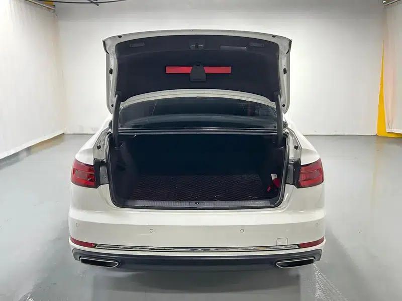 Audi A4L 2019 40 TFSI Progressive (China VI Emission Standard) — миниатюра 20