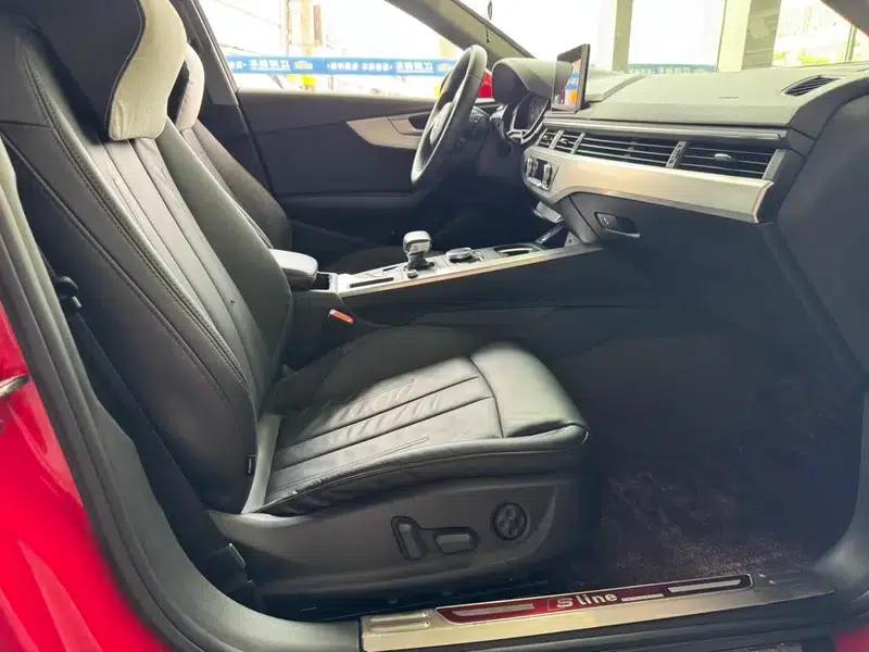 Audi A4L 2018 30th Anniversary Edition 40 TFSI Sport — миниатюра 15