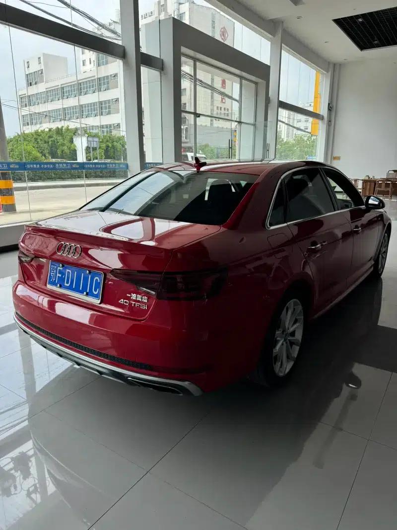 Audi A4L 2018 30th Anniversary Edition 40 TFSI Sport — миниатюра 6