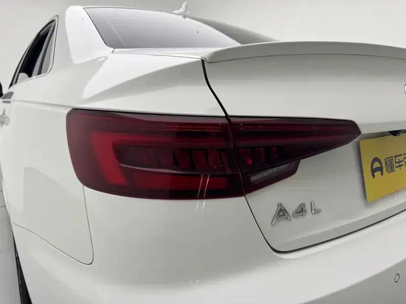 Audi A4L 2019 45 TFSI quattro Individual Sport Edition (National V Emission Standard) — миниатюра 13