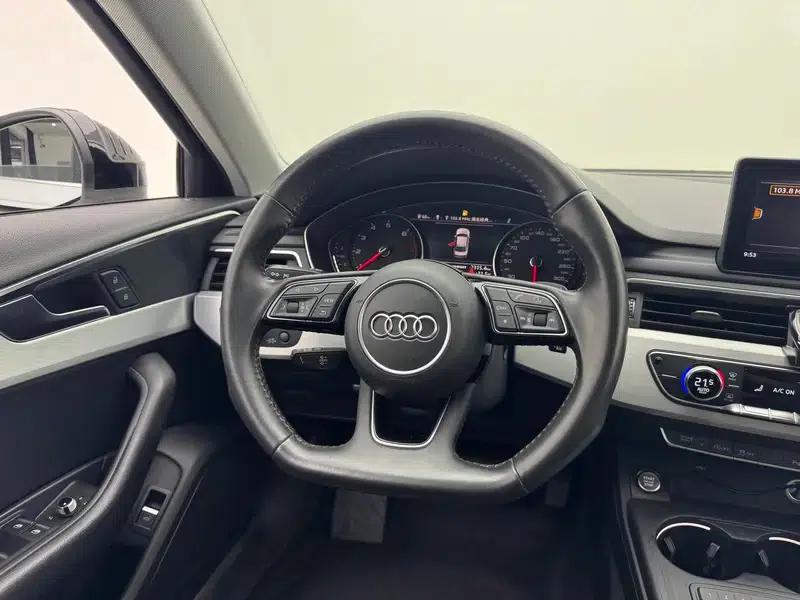 Audi A4L 2019 45 TFSI quattro Individual Sport Edition (National V Emission Standard) — миниатюра 16