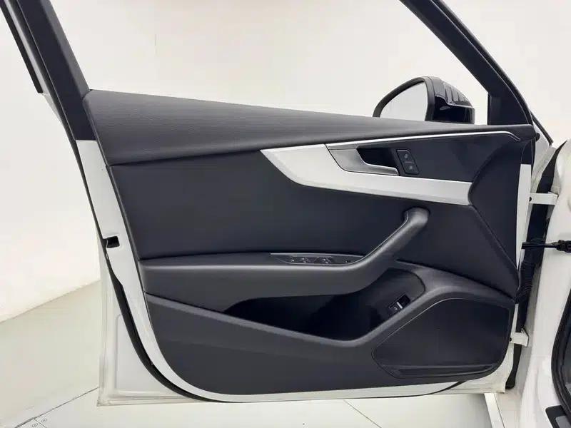 Audi A4L 2019 45 TFSI quattro Individual Sport Edition (National V Emission Standard) — миниатюра 25
