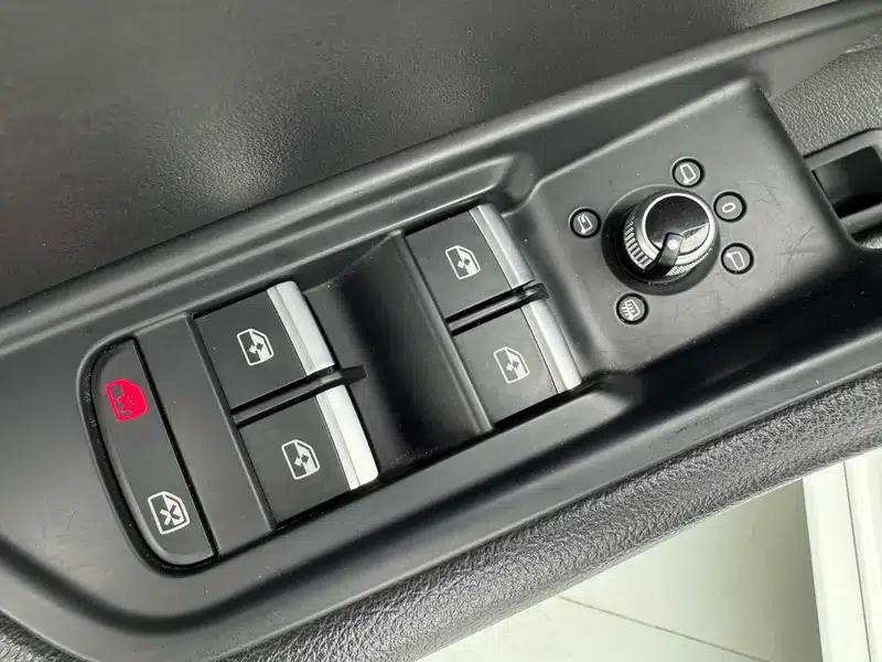 Audi A4L 2019 45 TFSI quattro Individual Sport Edition (National V Emission Standard) — миниатюра 26