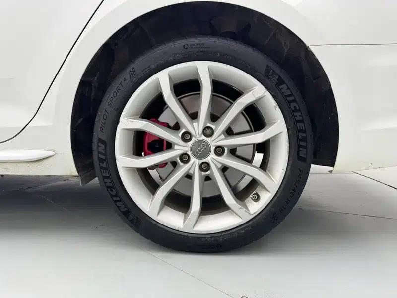 Audi A4L 2019 45 TFSI quattro Individual Sport Edition (National V Emission Standard) — миниатюра 9