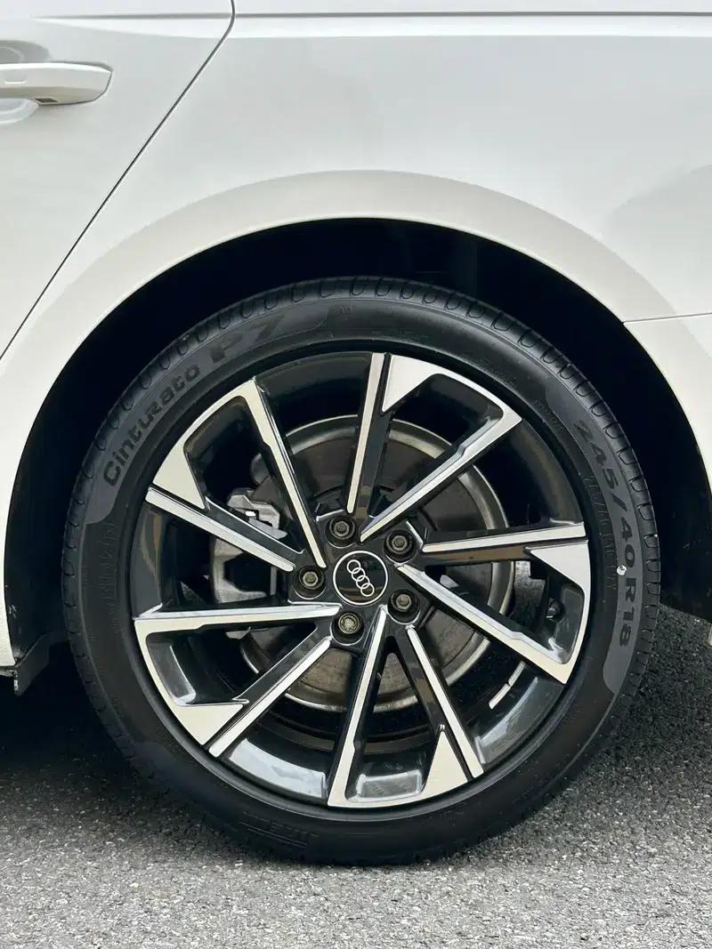 Audi A4L 2022 40 TFSI Fashion Elegance — миниатюра 8