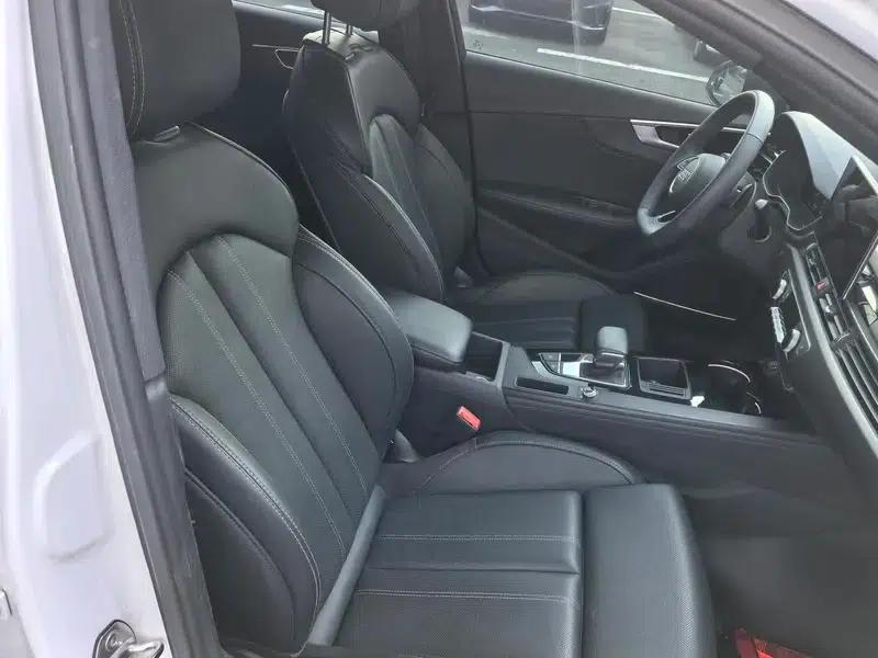 Audi A4L 2024 40 TFSI Luxury Dynamic Starry Night Edition — миниатюра 9