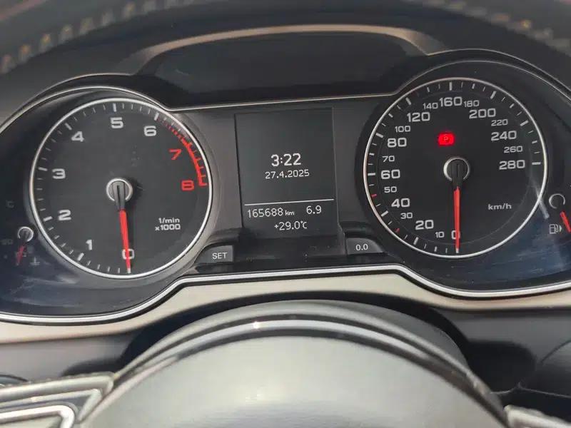 Audi A4L 2013 35 TFSI Automatic Standard Edition — миниатюра 9