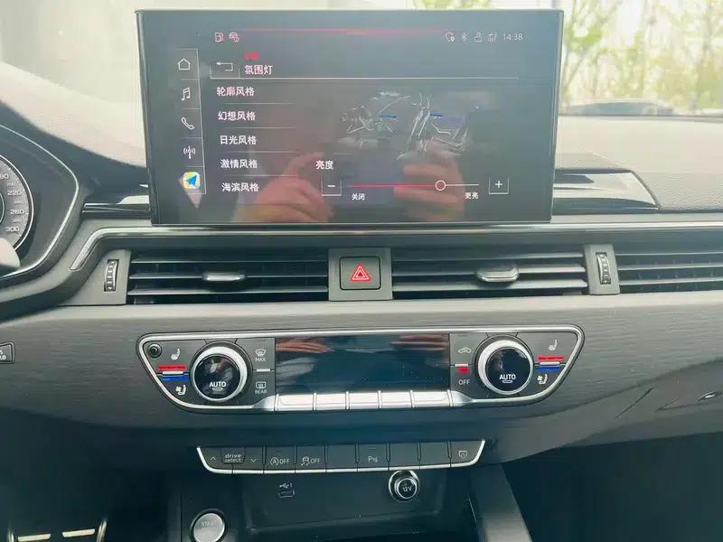 Audi A4L 2025 2 Million Unit Enjoyment Edition 40 TFSI Luxury Dynamic Model — миниатюра 5