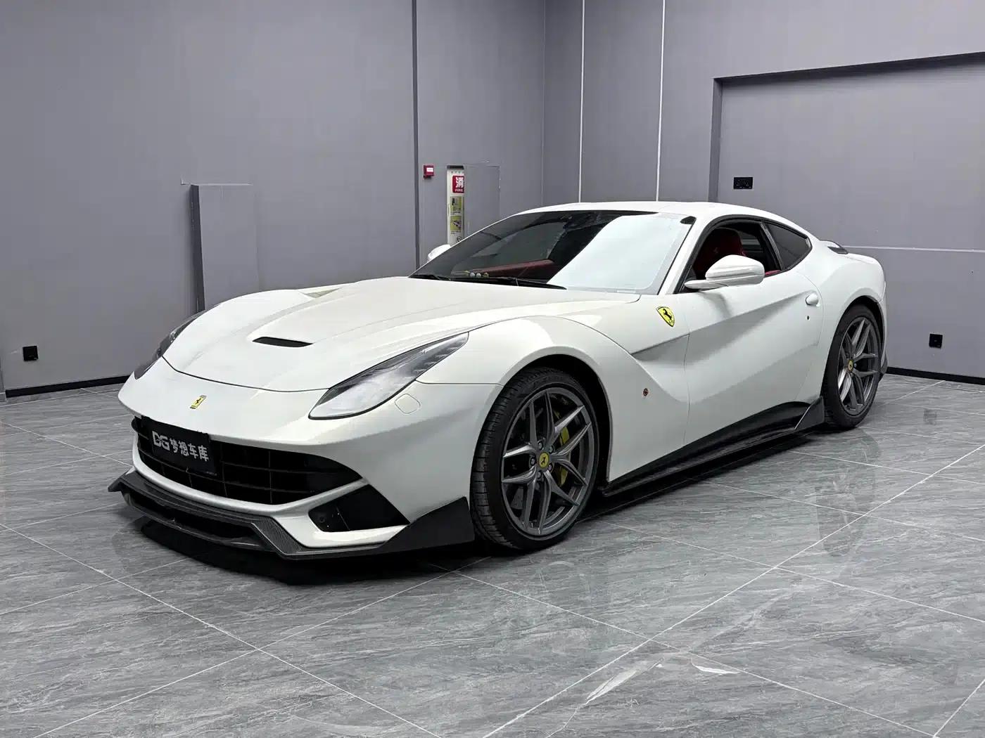 2013 F12berlinetta 6.3L Standard Model — миниатюра 1