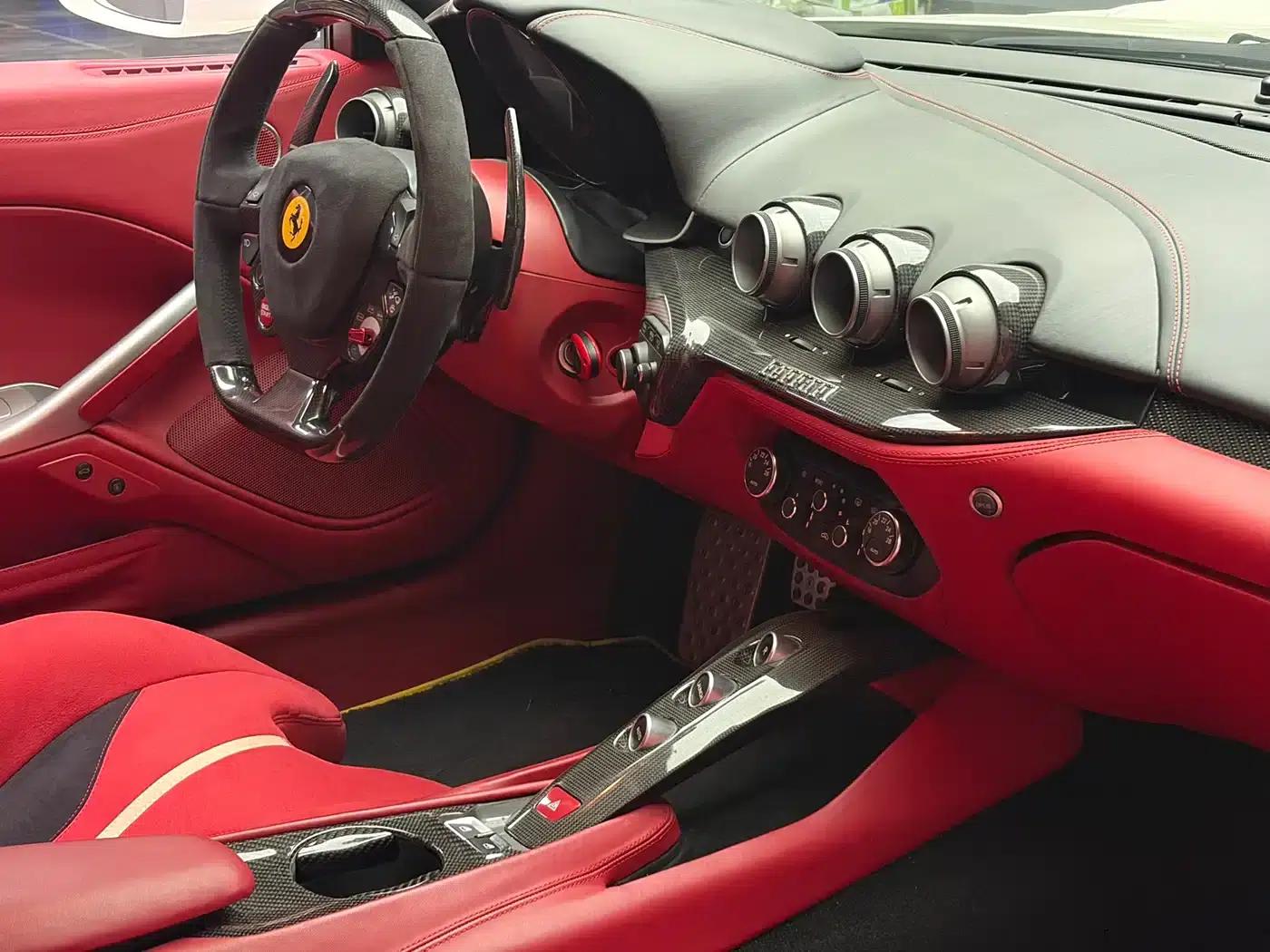 2013 F12berlinetta 6.3L Standard Model — миниатюра 18