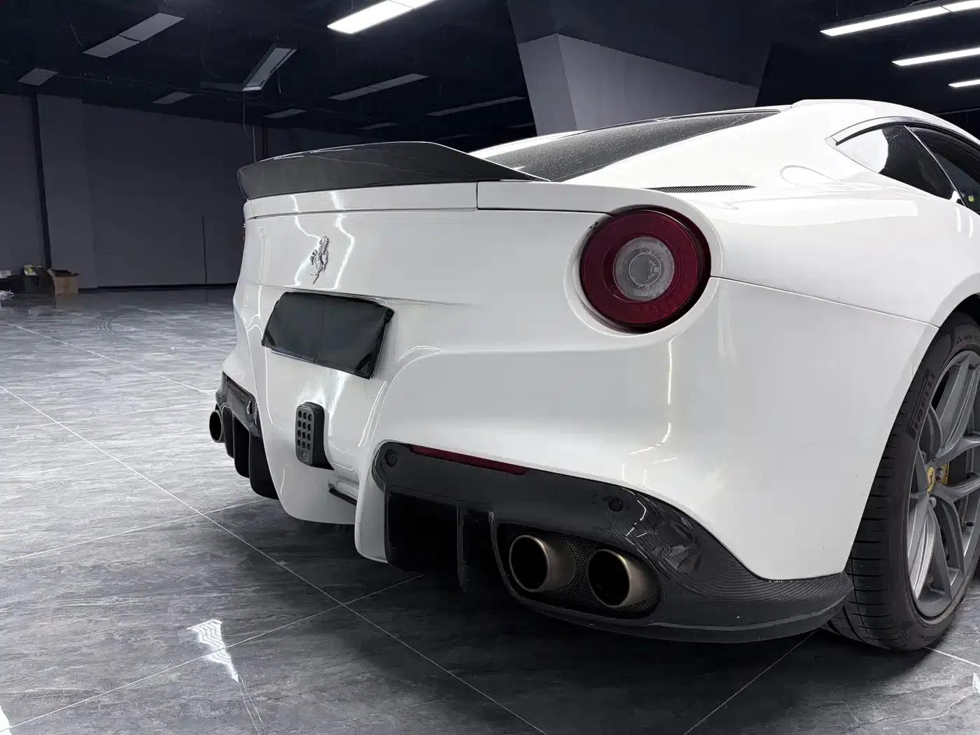 2013 F12berlinetta 6.3L Standard Model — миниатюра 9