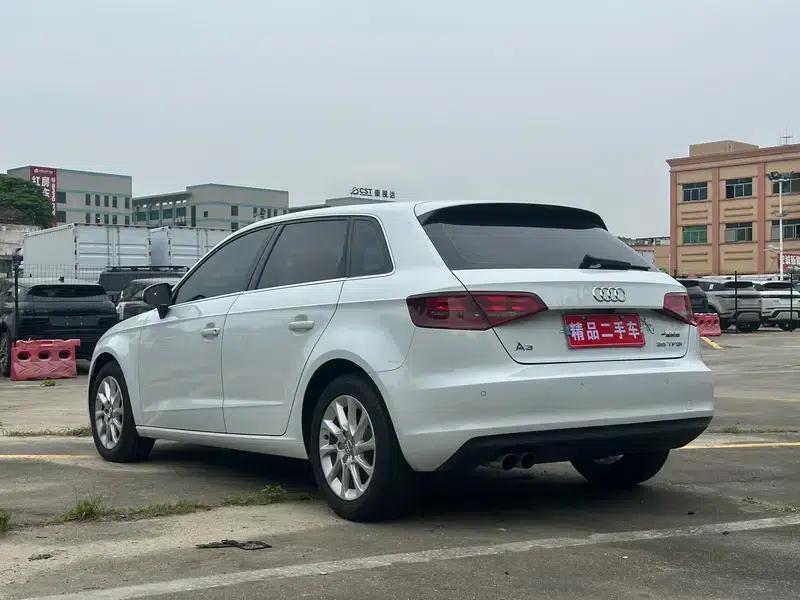 Audi A3 2016 Sportback 35 TFSI Progressive — миниатюра 4