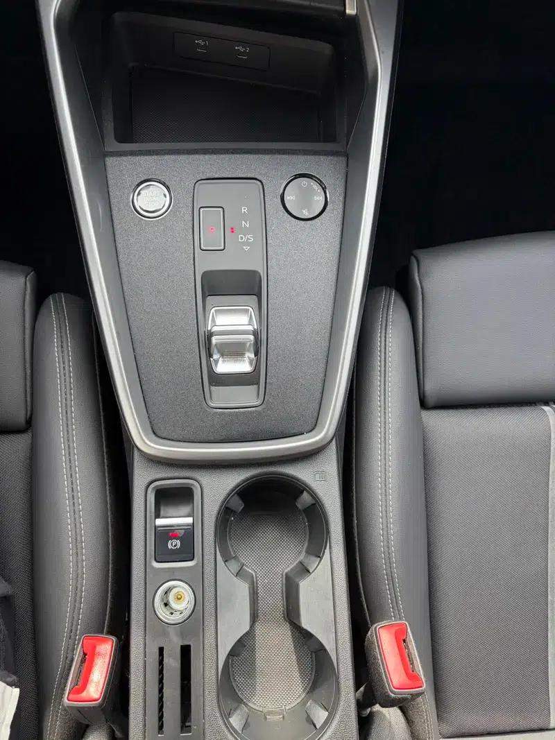 Audi A3 2023 Facelift A3L Limousine 35 TFSI Sporty Edition — миниатюра 13