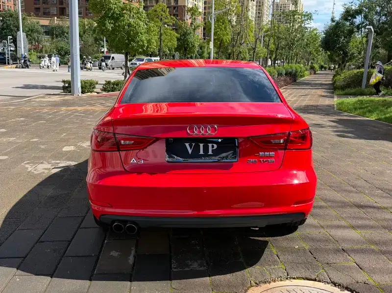 Audi A3 2014 Limousine 35 TFSI Automatic Comfort — миниатюра 5