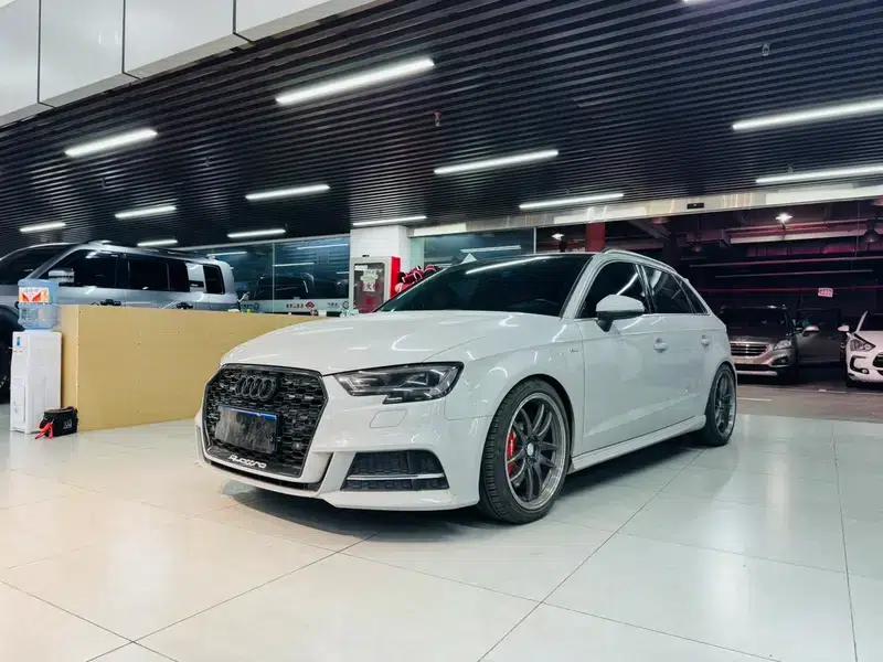 Audi A3 2020 Sportback 35 TFSI Sport (China VI Emission Standard) — миниатюра 1