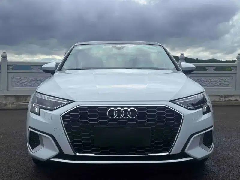 Audi A3 2021 Sportback 35 TFSI Luxury Elegance — миниатюра 2