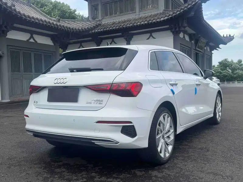Audi A3 2021 Sportback 35 TFSI Luxury Elegance — миниатюра 6
