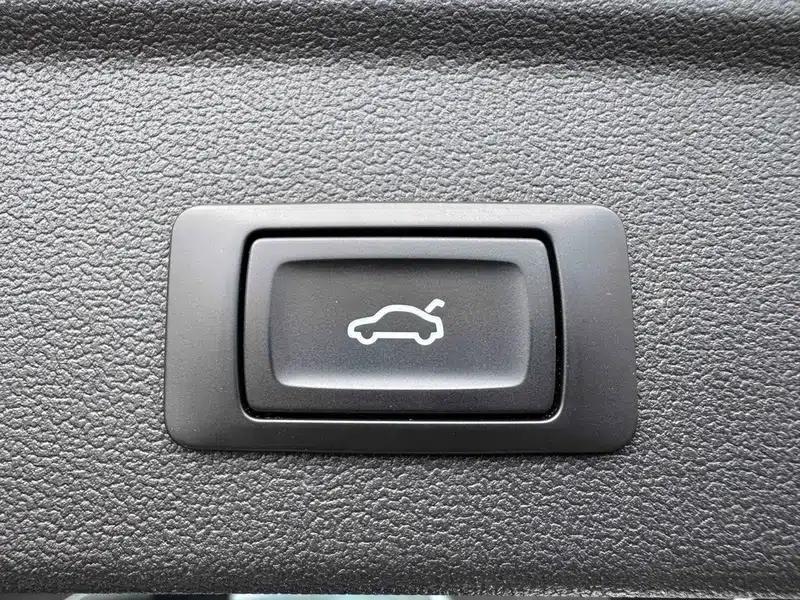 Audi A3 2021 Sportback 35 TFSI Luxury Elegance — миниатюра 8