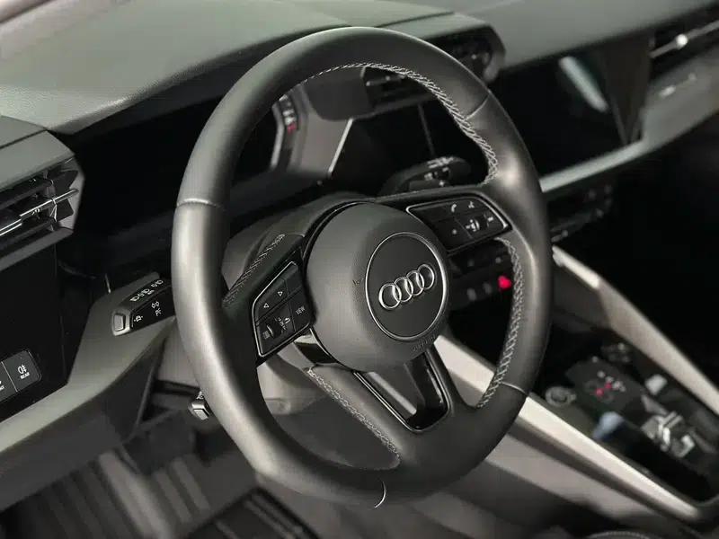 Audi A3 2023 Facelift Sportback 35 TFSI Fashion Sporty Model — миниатюра 10