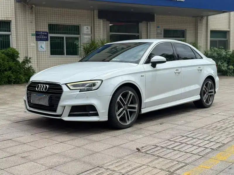 Audi A3 2017 Limousine 35 TFSI Progressive — миниатюра 1