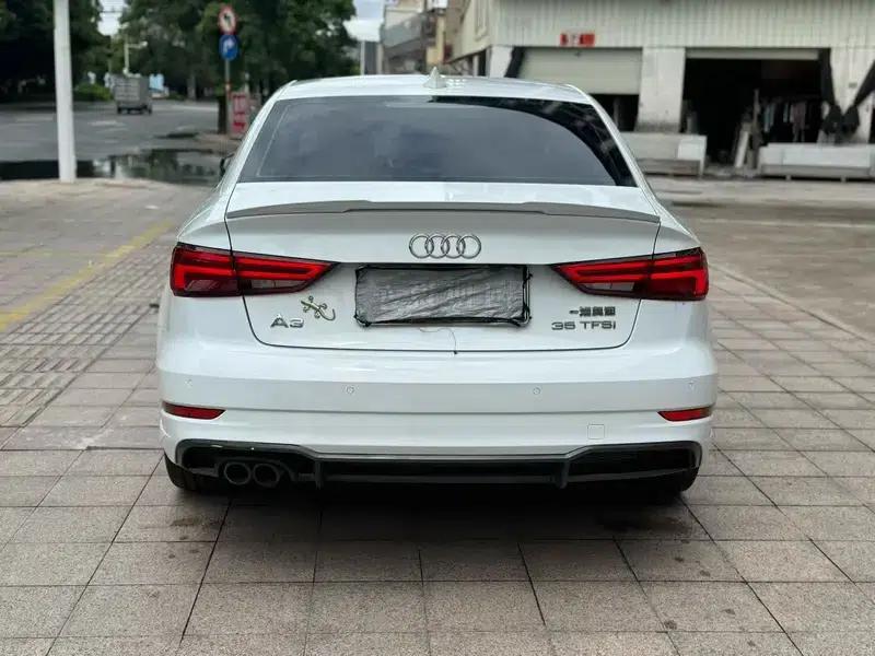 Audi A3 2017 Limousine 35 TFSI Progressive — миниатюра 5