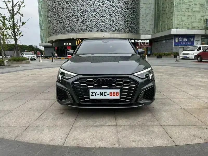 Audi A3 2024 Sportback 35 TFSI Fashion Sport — миниатюра 2