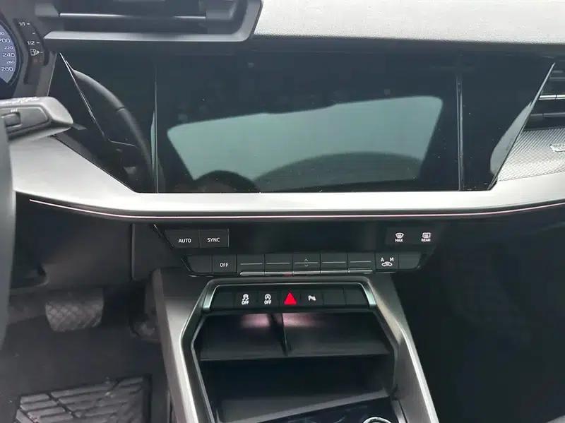 Audi A3 2024 Sportback 35 TFSI Fashion Sport — миниатюра 10