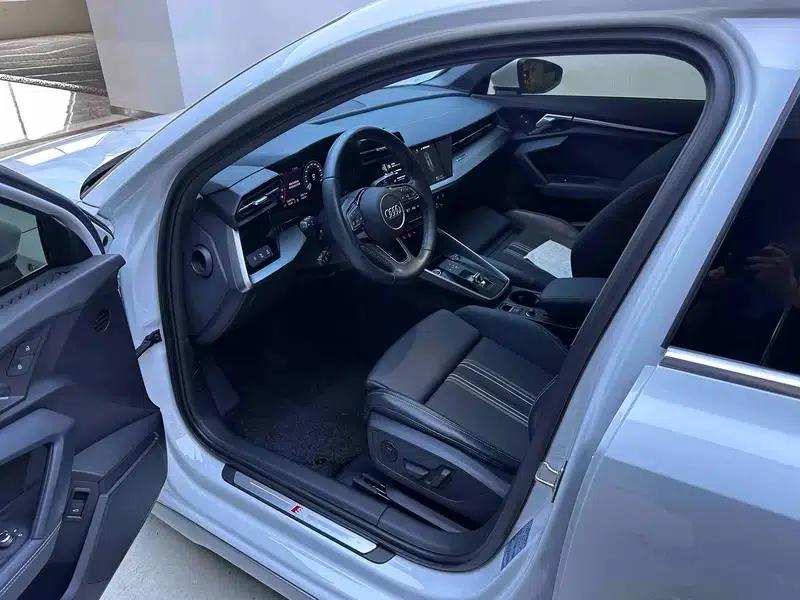 Audi A3 2023 Facelift A3L Limousine 35 TFSI Sporty Edition — миниатюра 17
