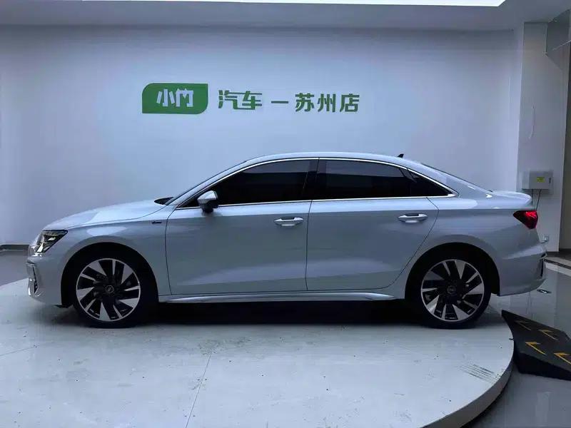 Audi A3 2023 Facelift A3L Limousine 35 TFSI Sporty Edition — миниатюра 4