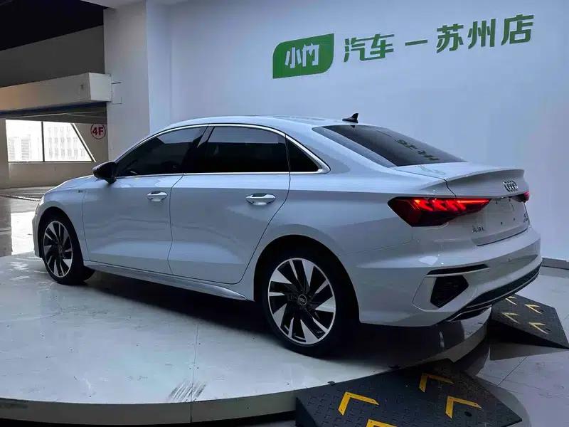 Audi A3 2023 Facelift A3L Limousine 35 TFSI Sporty Edition — миниатюра 5