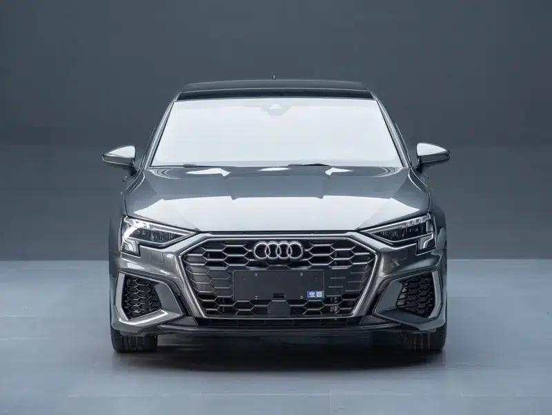 Audi A3 2023 Sportback 35 TFSI Fashion Sport — миниатюра 2