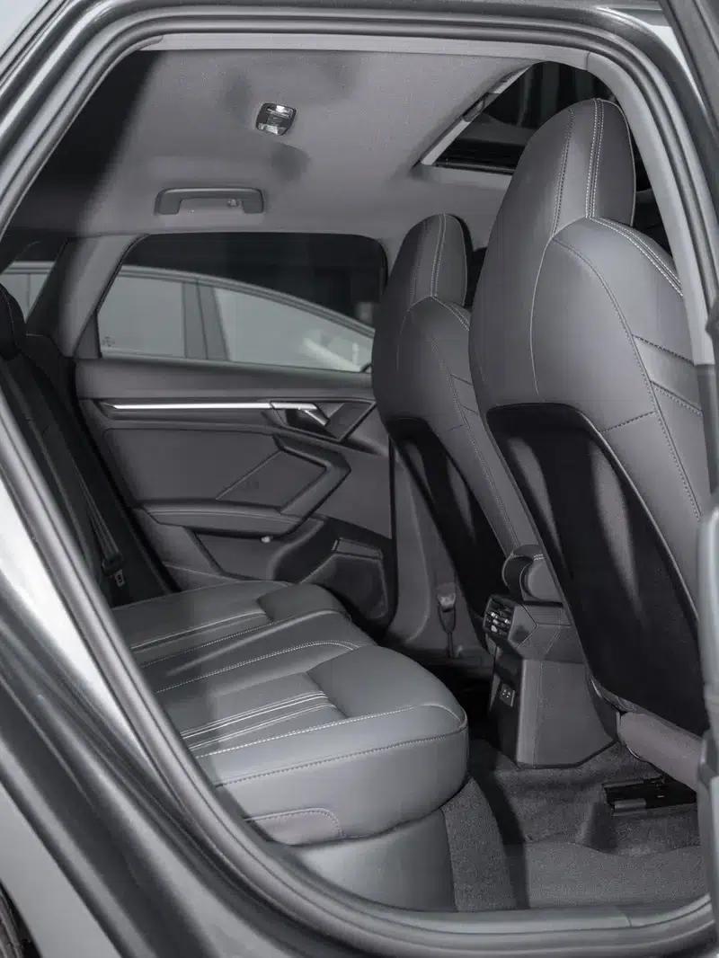 Audi A3 2023 Sportback 35 TFSI Fashion Sport — миниатюра 20