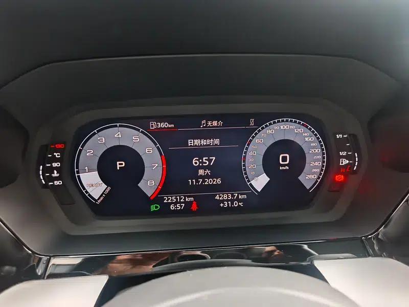 Audi A3 2023 Facelift Sportback 35 TFSI Fashion Sporty Model — миниатюра 7