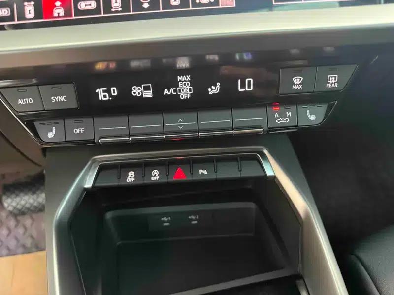 Audi A3 2023 Facelift A3L Limousine 35 TFSI Sporty Edition — миниатюра 11