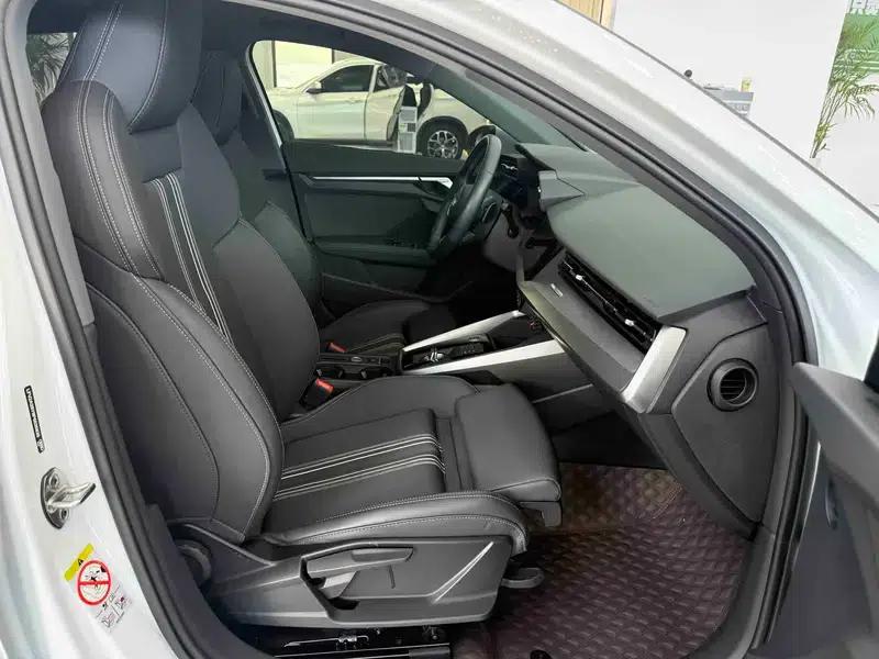 Audi A3 2023 Facelift A3L Limousine 35 TFSI Sporty Edition — миниатюра 17