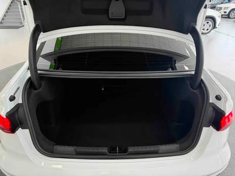 Audi A3 2023 Facelift A3L Limousine 35 TFSI Sporty Edition — миниатюра 21