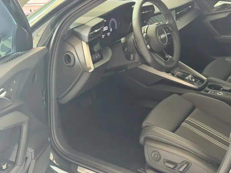 Audi A3 2023 Facelift A3L Limousine 35 TFSI Sporty Edition — миниатюра 10
