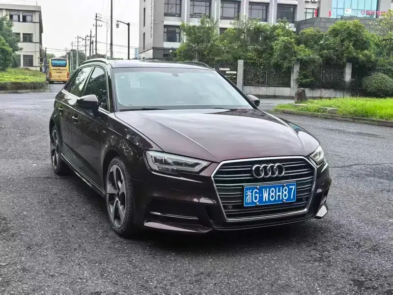 Audi A3 2019 Sportback 35 TFSI Sport (China V emission standard) — миниатюра 3