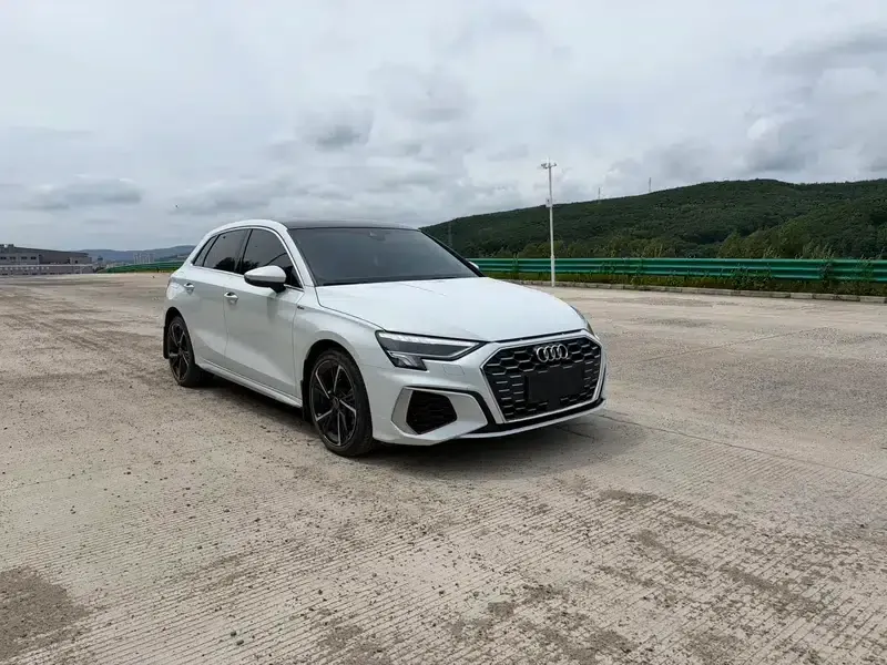 Audi A3 2022 Sportback 35 TFSI RS Package (Speed Edition) — миниатюра 3